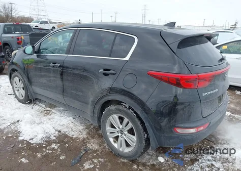 2017 Kia Sportage Lx z USA, uszkodzony, nr VIN KNDPM3AC5H7299095